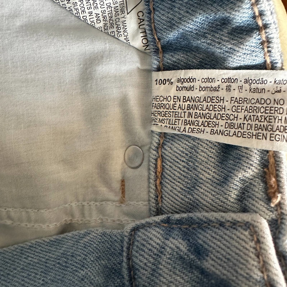 ZARA Straight Fit Split Shorts High Rise Button Fly Distressed Size 4 - Picture 8 of 12